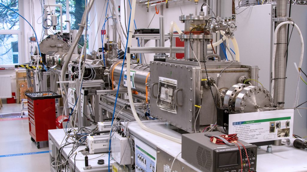 Kritikus ITER technológia fejlesztés a HUN-REN Energiatudományi Kutatóközpontban